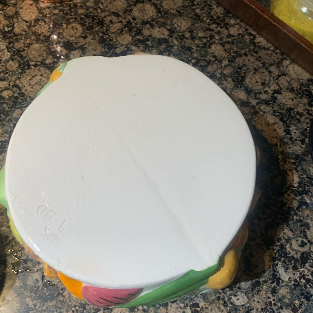 Colorful Ceramic Lid with Vegetables - Picture 7 of 12